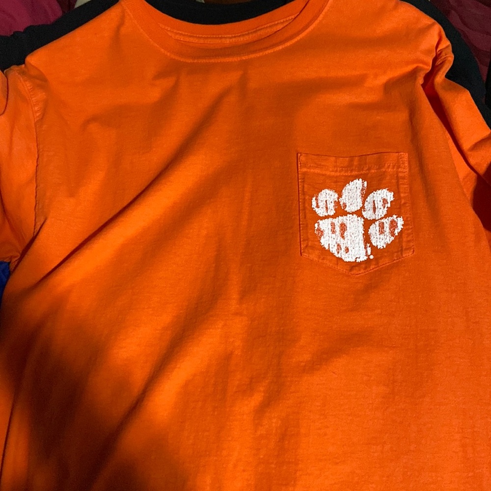 Clemson Tigers pocket tshirt
